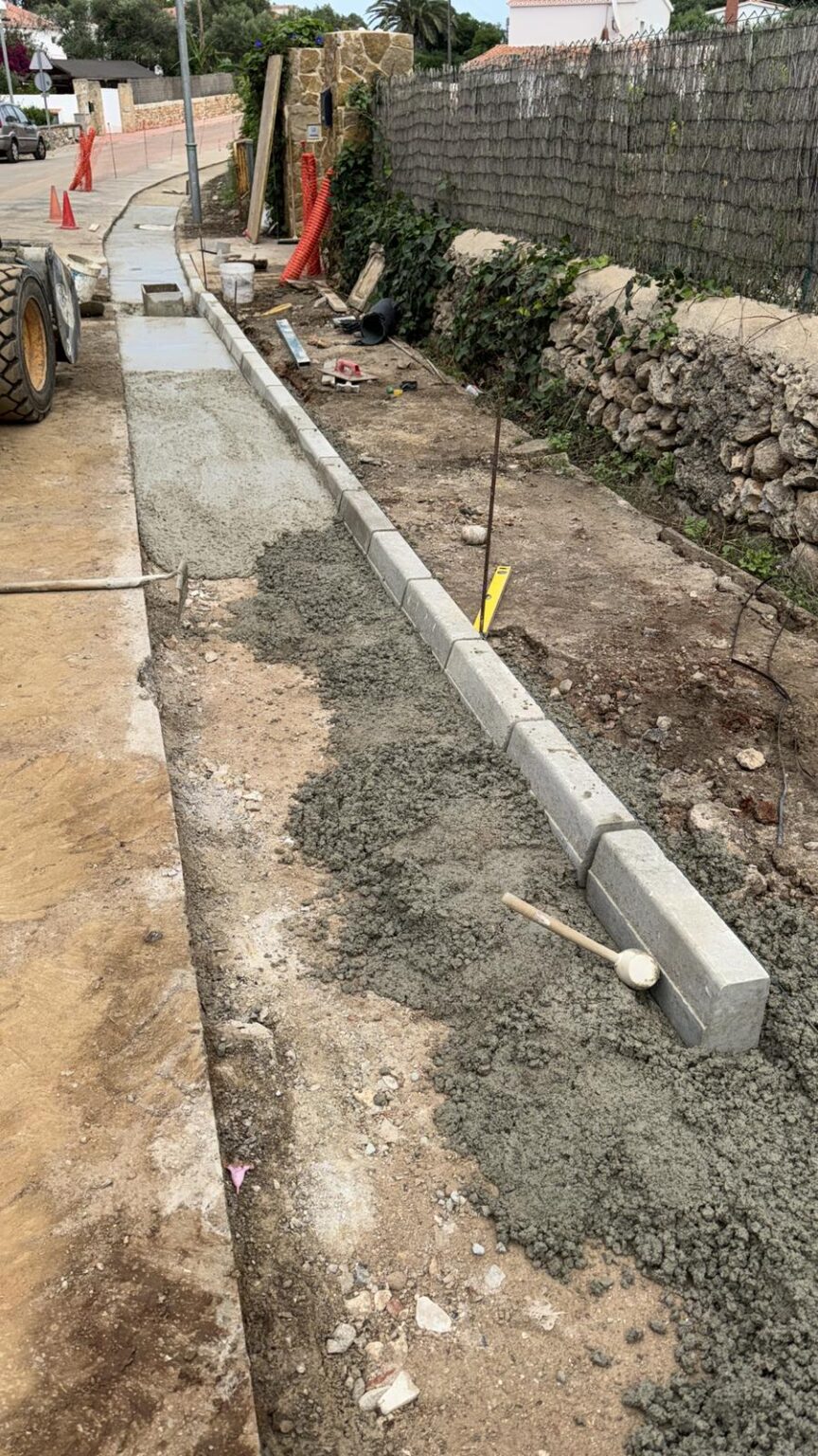 Lorenzo Excavaciones: Empresa autorizada para canalizaciones eléctricas